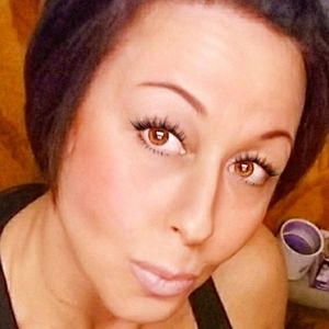 Meet your Posher, Ava